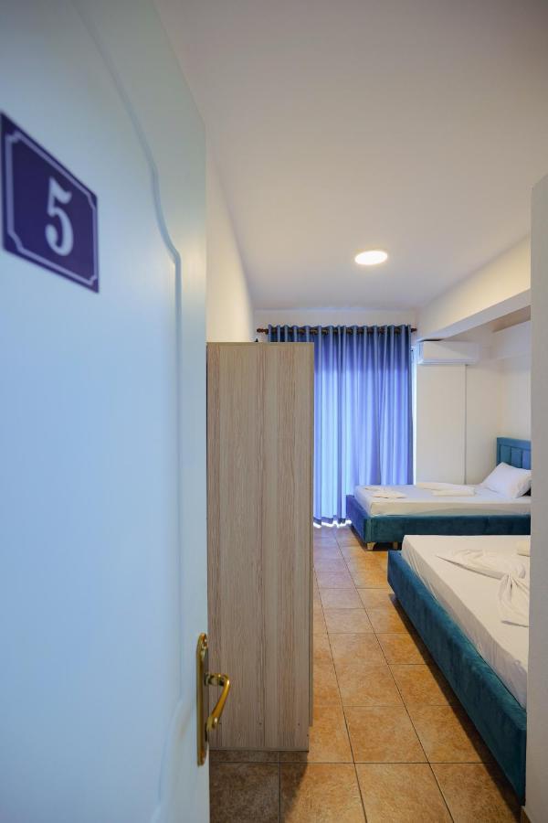 Mema Rooms Himare Exteriör bild