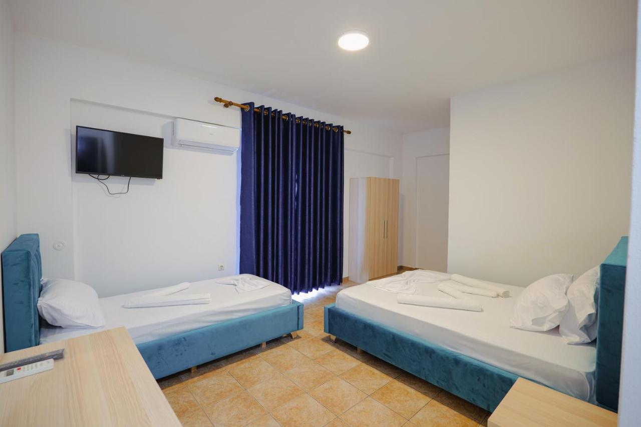Mema Rooms Himare Exteriör bild