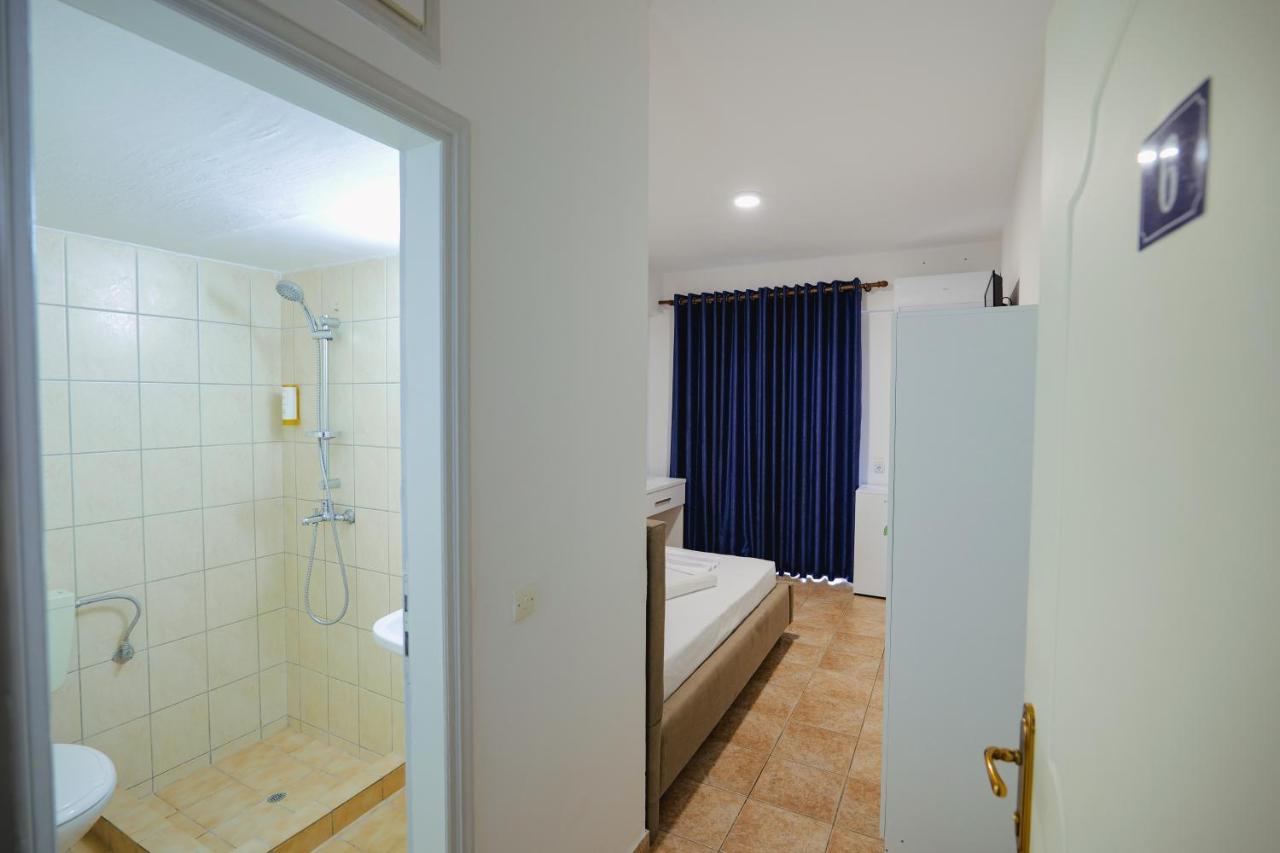Mema Rooms Himare Exteriör bild