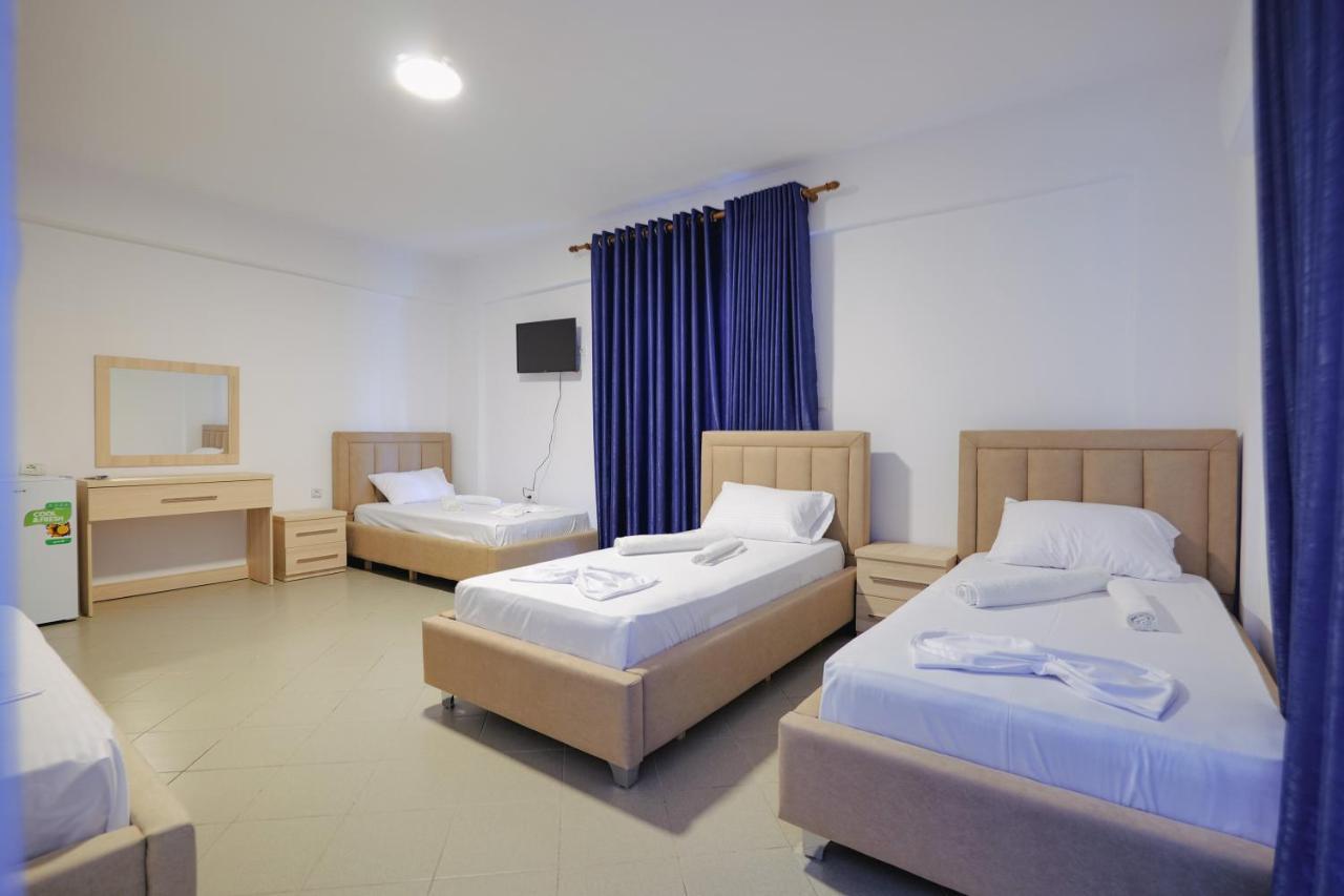 Mema Rooms Himare Exteriör bild
