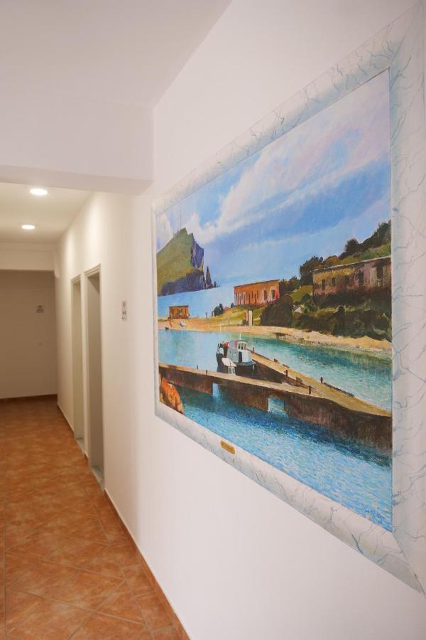 Mema Rooms Himare Exteriör bild