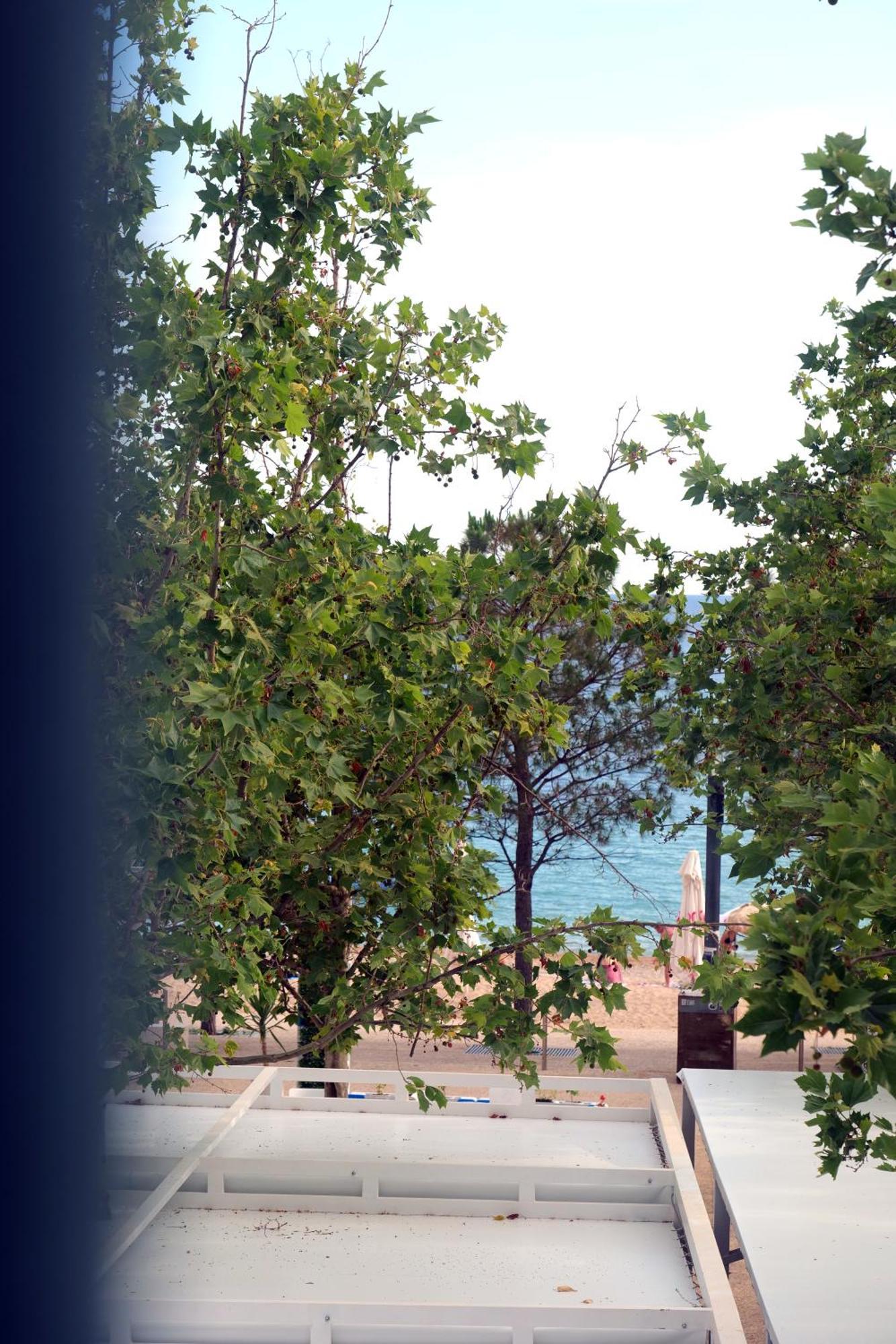 Mema Rooms Himare Exteriör bild
